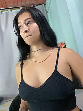 EVAH LEE  online show from 03.08.26