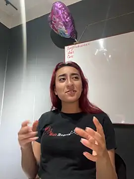 JuliethaDemon  online show from 10.20.25