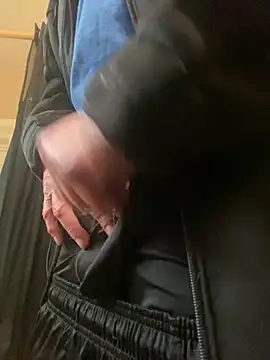 Snapshot of Bigrich112277 chatting on 02.18.26 Bigrich112277 online show from 02.18.26