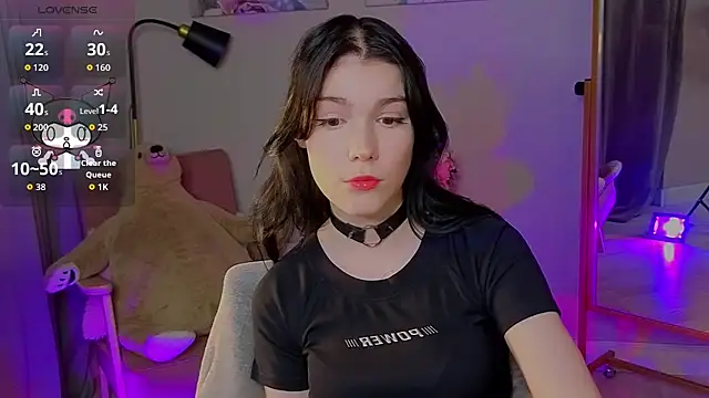 Snapshot of Sophie_SkyAngel chatting on 10.08.25 Sophie SkyAngel online show from 10.08.25