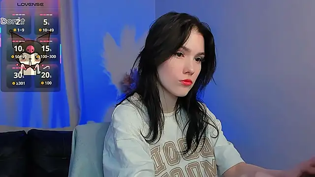 Snapshot of Sophie_SkyAngel chatting on 11.19.25 Sophie SkyAngel online show from 11.19.25