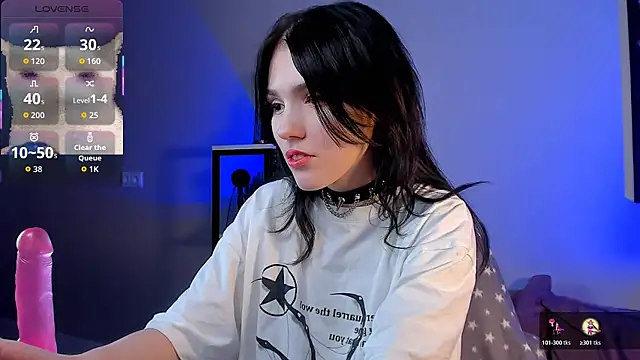 Snapshot of Sophie_SkyAngel chatting on 11.28.25 Sophie SkyAngel online show from 11.28.25