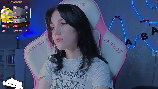 Snapshot of Sophie_SkyAngel chatting on 01.09.26 Sophie SkyAngel online show from 01.09.26