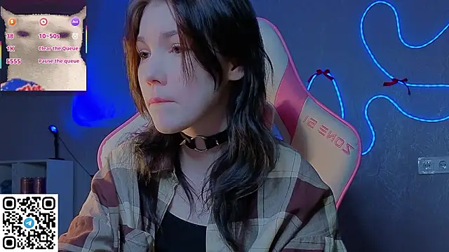 Snapshot of Sophie_SkyAngel chatting on 02.01.26 Sophie SkyAngel online show from 02.01.26