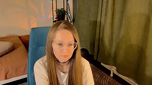  Goldilocks  online show from 10.11.25