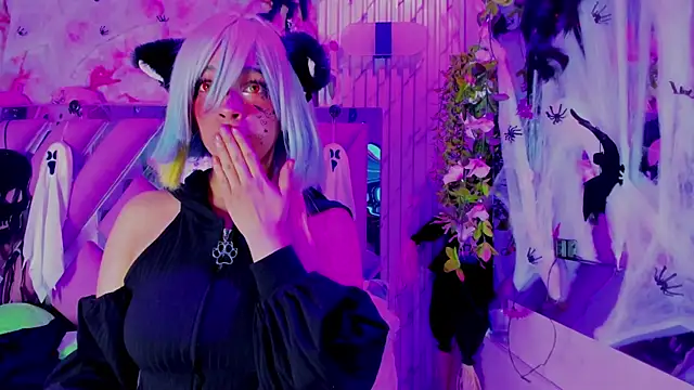 Akane Hikari  online show from 10.25.25