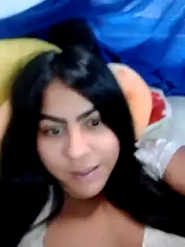 candytyler  online show from 10.17.25