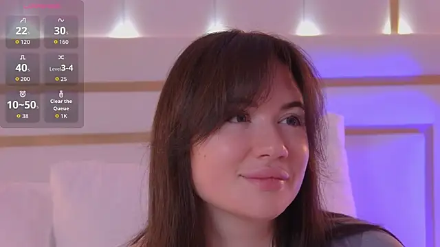 Snapshot of MeganStrain chatting on 10.10.25 MeganStrain online show from 10.10.25