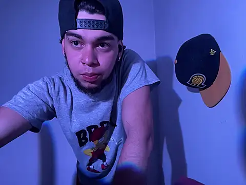 enzo vittale03  online show from 02.18.26