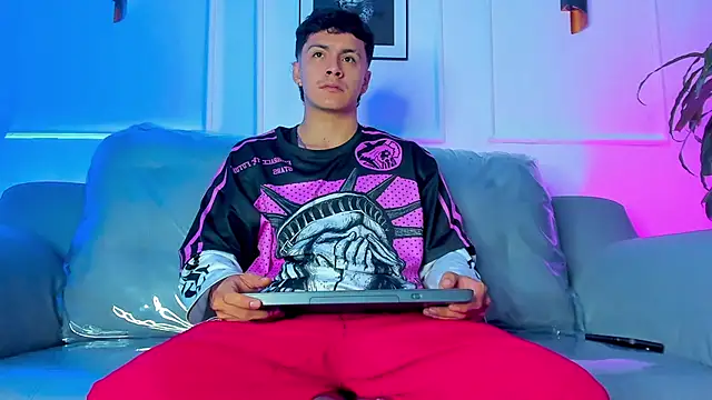 Leo santoro online show from 03.30.26