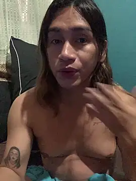 pretty TRANSjona online show from 11.15.25