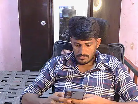 Snapshot of krishjaat43 chatting on 07.12.26 krishjaat43 online show from 07.12.26