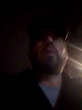 Snapshot of Lujor chatting on 09.12.25 Lujor online show from 09.12.25