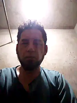 Snapshot of Lujor chatting on 01.08.26 Lujor online show from 01.08.26