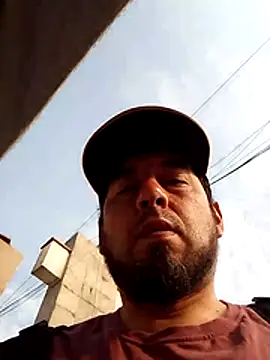 Snapshot of Lujor chatting on 01.14.26 Lujor online show from 01.14.26