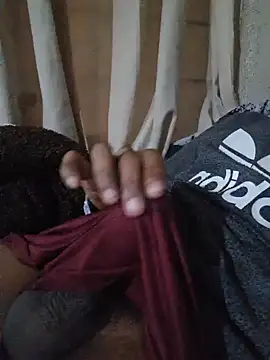 Snapshot of jordison420 chatting on 12.04.25 jordison420 online show from 12.04.25