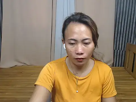 joanpetite online show from 10.30.25