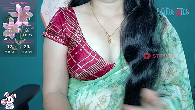 Snapshot of megHana_teLugGu chatting on 10.18.25 megHana teLugGu online show from 10.18.25