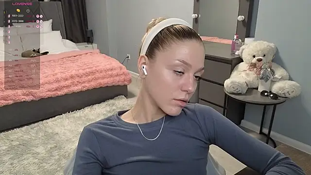 Snapshot of DariFlexy chatting on 09.28.25 DariFlexy online show from 09.28.25