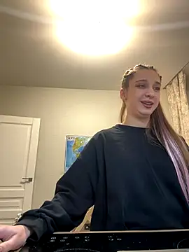 Snapshot of yourfavpsy_ chatting on 12.14.25 yourfavpsy online show from 12.14.25