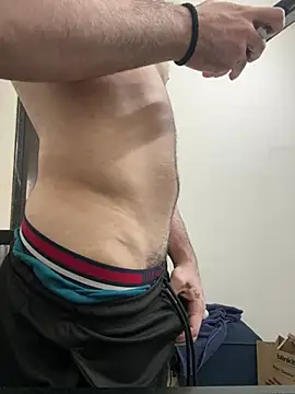 Snapshot of FitNhot_sam chatting on 02.19.26 FitNhot sam online show from 02.19.26