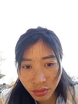 Snapshot of Phuongphuongg chatting on 11.27.25 Phuongphuongg online show from 11.27.25