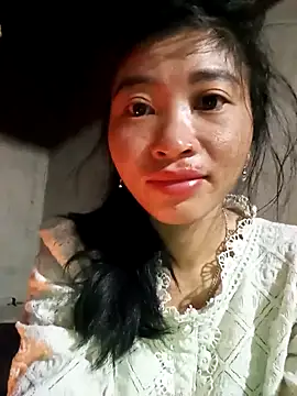 Snapshot of Phuongphuongg chatting on 12.16.25 Phuongphuongg online show from 12.16.25