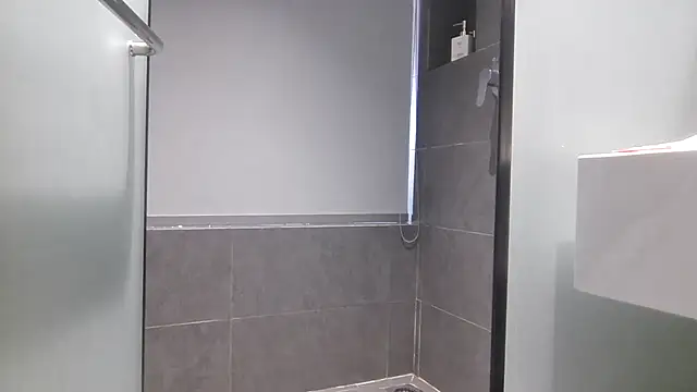 Snapshot of BigDickDaddddy chatting on 10.11.25 BigDickDaddddy online show from 10.11.25