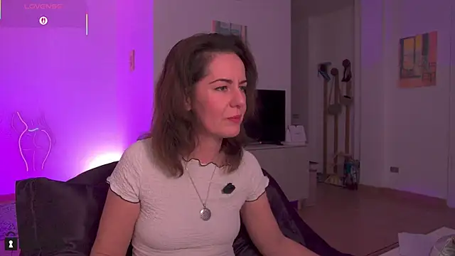 Witch in Silk online show from 11.14.25