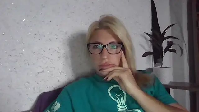 fox red lady7 online show from 10.02.25