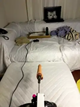 Snapshot of Ozge-SluttyScream69 chatting on 11.23.25 Ozge-SluttyScream69 online show from 11.23.25