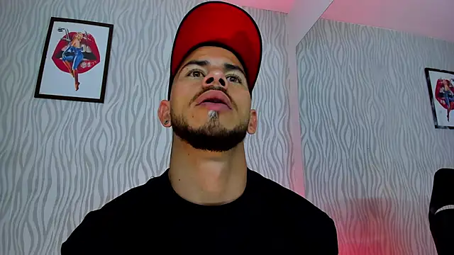 Snapshot of dylan_jacobx chatting on 11.09.25 dylan jacobx online show from 11.09.25