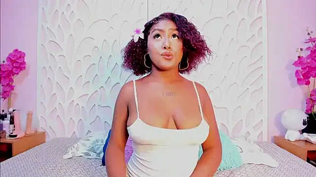 Snapshot of Emmadancer chatting on 09.17.25 Emmadancer online show from 09.17.25