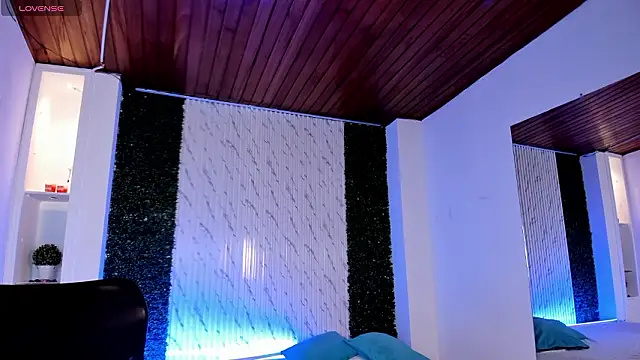 sofiacaramel online show from 02.20.26