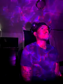 Snapshot of tyrek5051 chatting on 10.18.25 tyrek5051 online show from 10.18.25