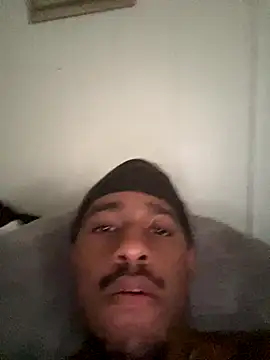 Snapshot of tyrek5051 chatting on 10.24.25 tyrek5051 online show from 10.24.25