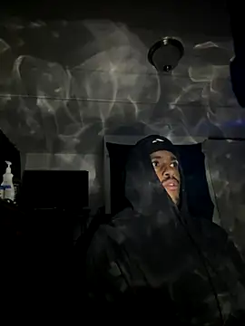 Snapshot of tyrek5051 chatting on 10.26.25 tyrek5051 online show from 10.26.25