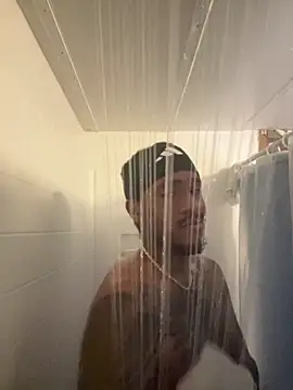 Snapshot of tyrek5051 chatting on 10.28.25 tyrek5051 online show from 10.28.25