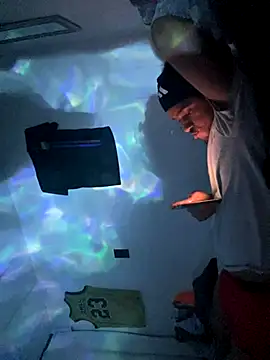 Snapshot of tyrek5051 chatting on 11.02.25 tyrek5051 online show from 11.02.25