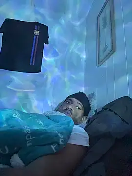 Snapshot of tyrek5051 chatting on 11.17.25 tyrek5051 online show from 11.17.25