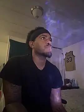 Snapshot of tyrek5051 chatting on 11.26.25 tyrek5051 online show from 11.26.25