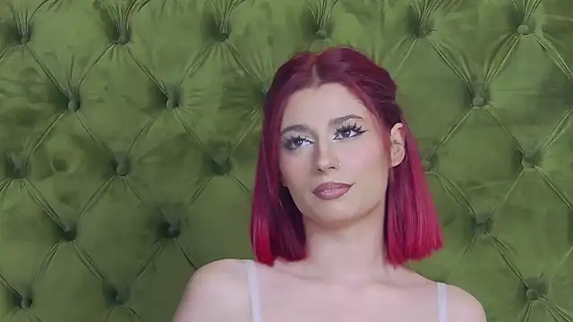 Snapshot of LunaHart chatting on 02.08.26 LunaHart online show from 02.08.26