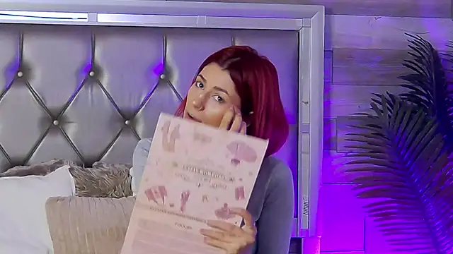 Snapshot of LunaHart chatting on 03.07.26 LunaHart online show from 03.07.26