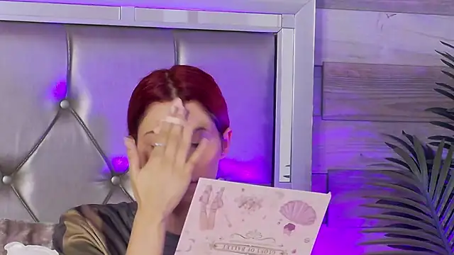 Snapshot of LunaHart chatting on 03.16.26 LunaHart online show from 03.16.26