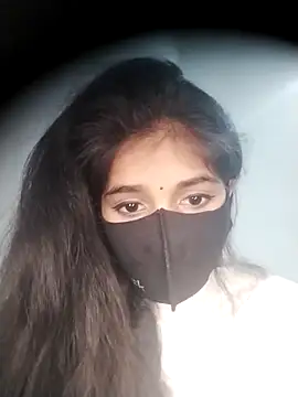 Snapshot of Sexey-Puja chatting on 12.14.25 Sexey-Puja online show from 12.14.25