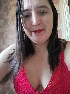 Snapshot of EvelinCutex chatting on 10.22.25 EvelinCutex online show from 10.22.25