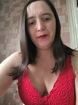 Snapshot of EvelinCutex chatting on 11.13.25 EvelinCutex online show from 11.13.25