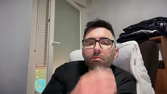 Snapshot of Alicante34 chatting on 01.17.26 Alicante34 online show from 01.17.26