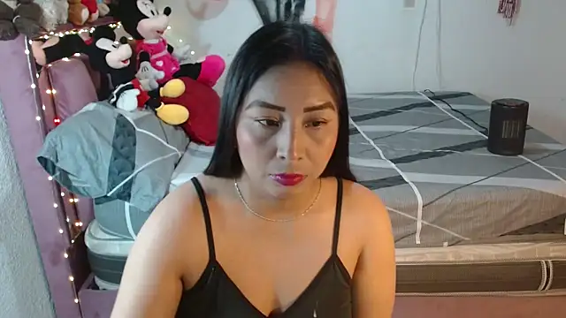 Mariajose202 online show from 10.17.25