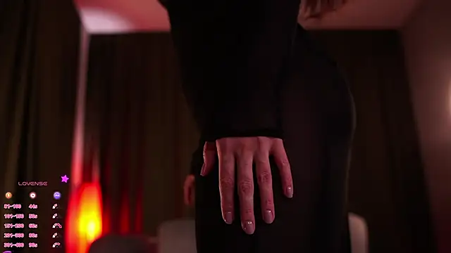 MaryHols online show from 03.05.26